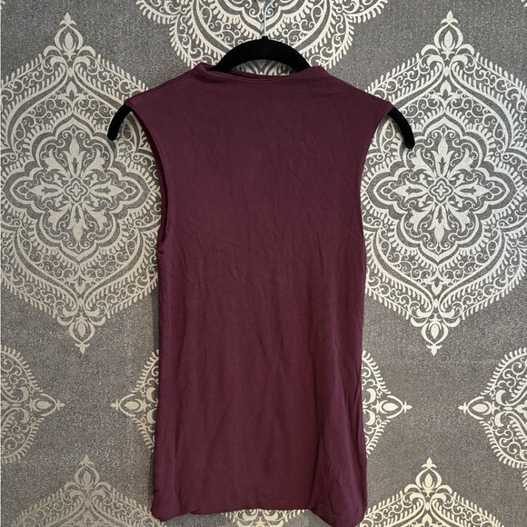 Sleeveless Purple Top Halogen XS mock neck - Picture 1 of 3